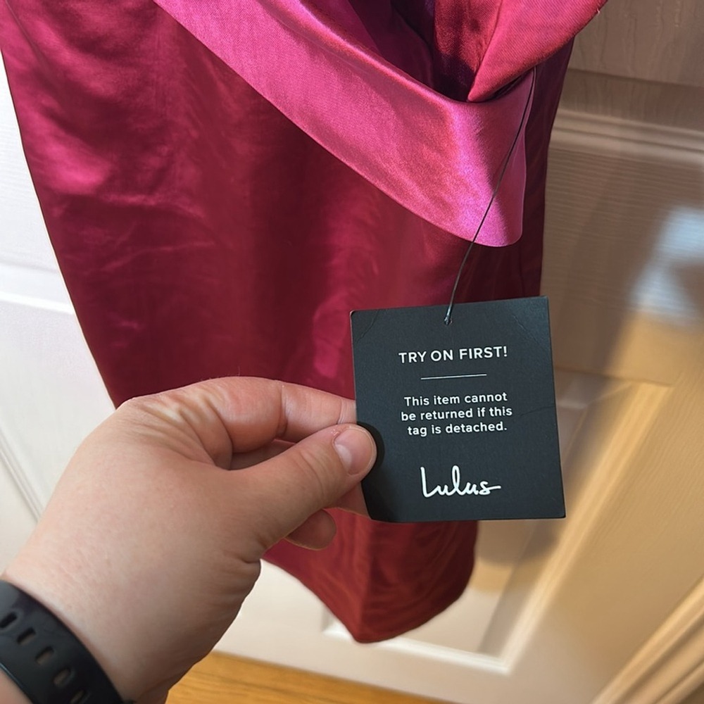 Lulus Stay Celebrating Magenta Satin Bodycon Mini Dress size M NWT - Picture 7 of 9